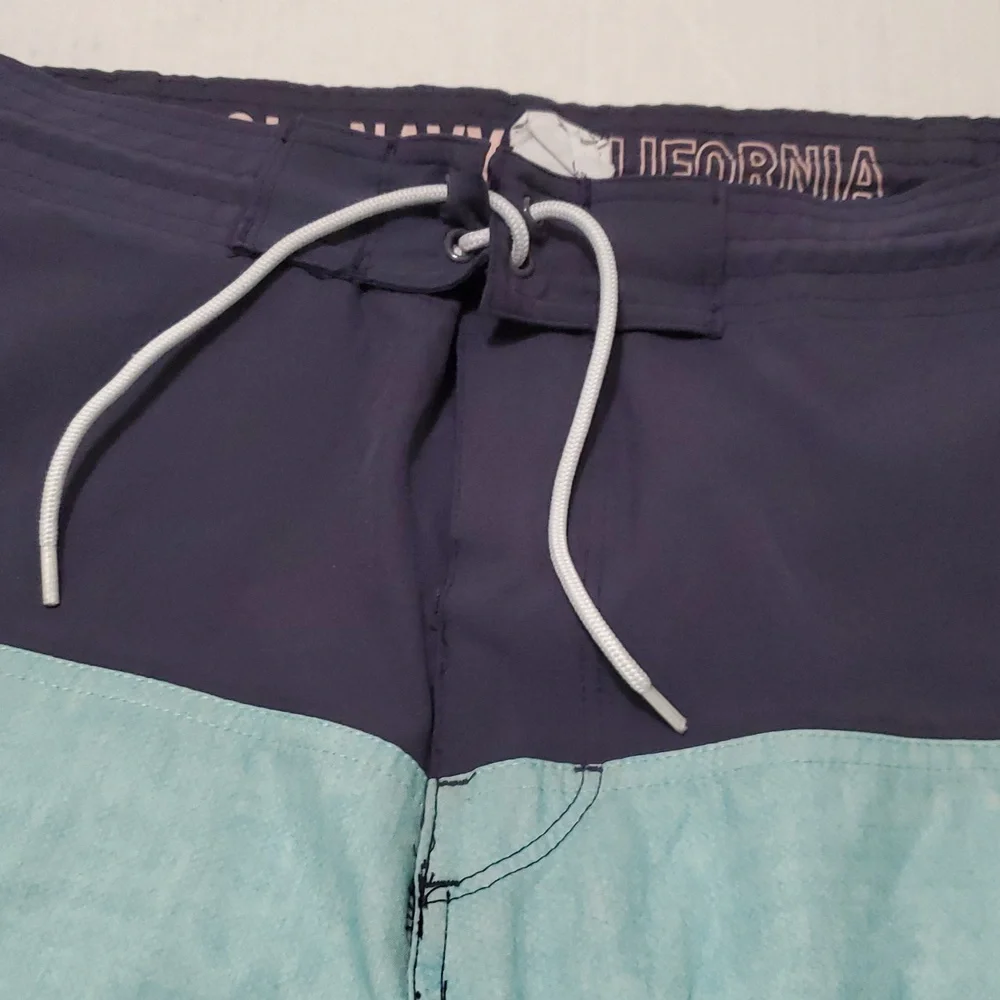 Old Navy Californis Colorblock Boardwalk Surfer Swim Shorts 34
